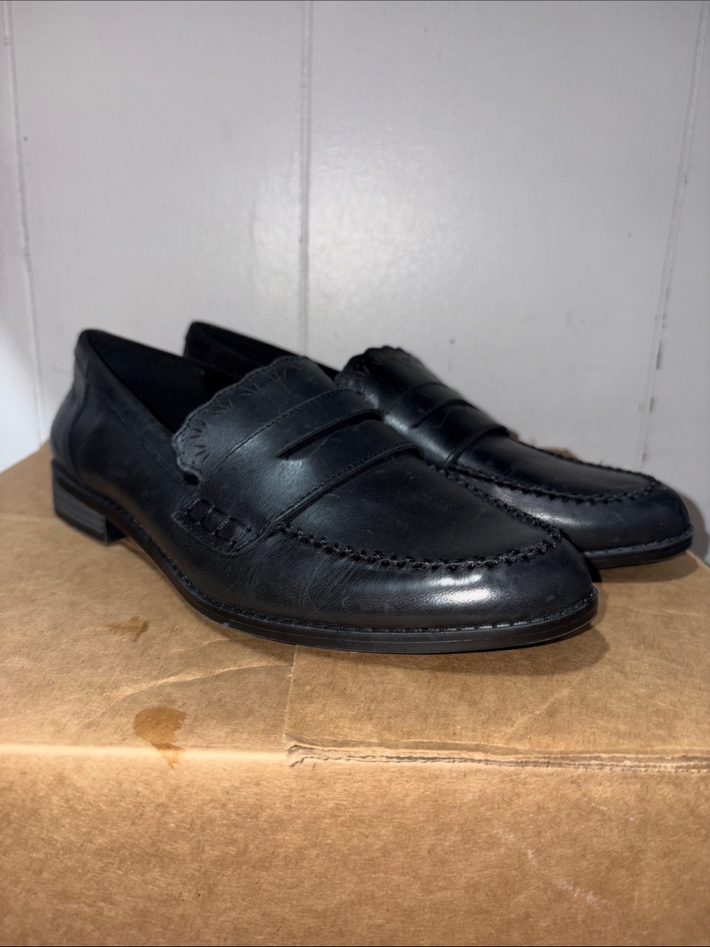 Lucky Brand Leather Loafers size 8.5M
